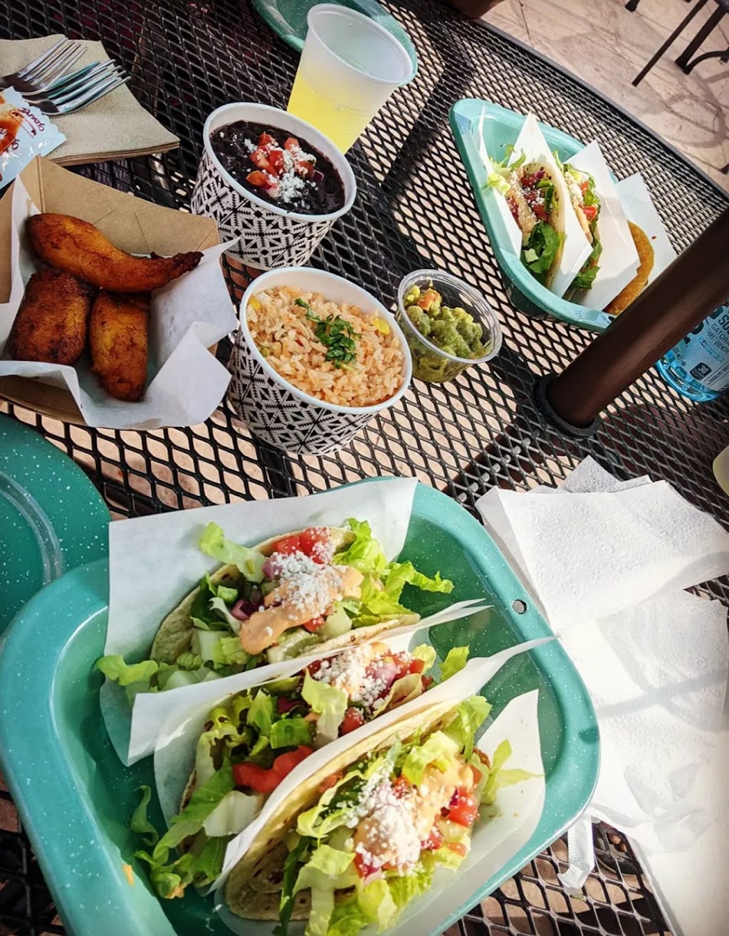 Tacotarian | restaurant | 75 S Valle Verde Dr #200, Henderson, NV 89012, USA | 7252053544 OR +1 725-205-3544