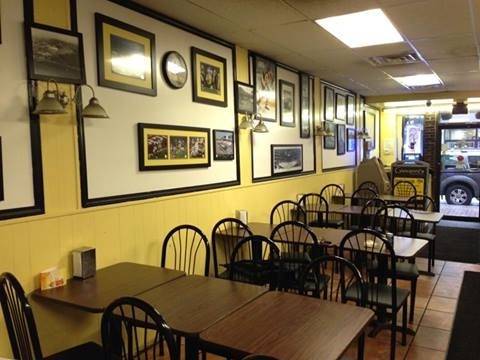 Giovannis Pizza & Pasta | restaurant | 123 6th St, Pittsburgh, PA 15222, USA | 4122817060 OR +1 412-281-7060