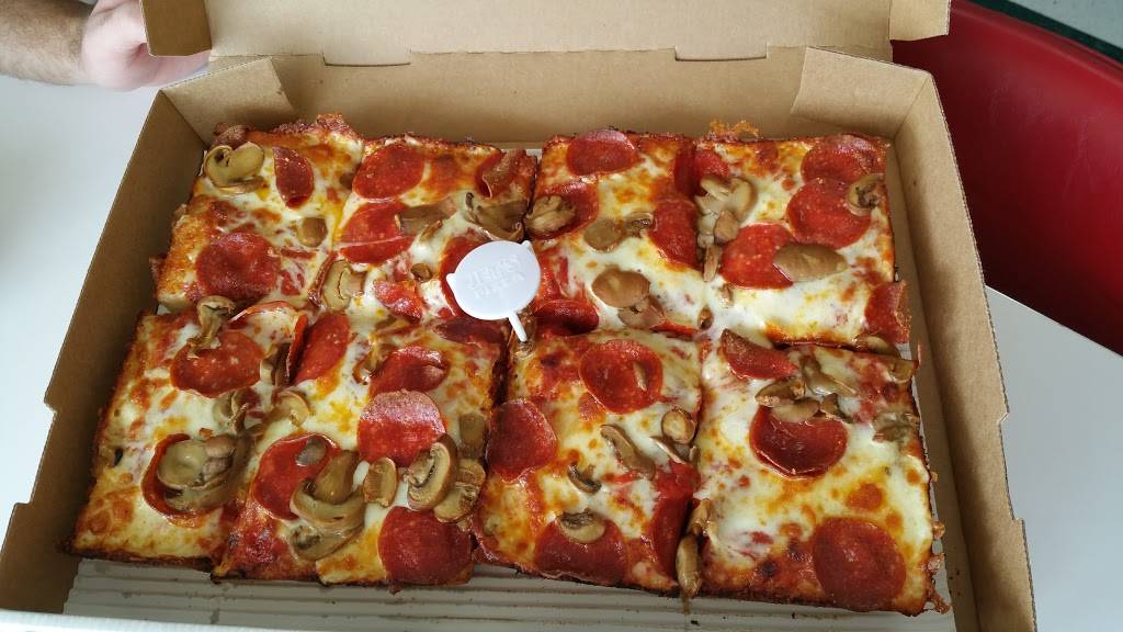 Jets Pizza | meal delivery | 9649 Bay Pines Blvd, St. Petersburg, FL 33708, USA | 7273972000 OR +1 727-397-2000