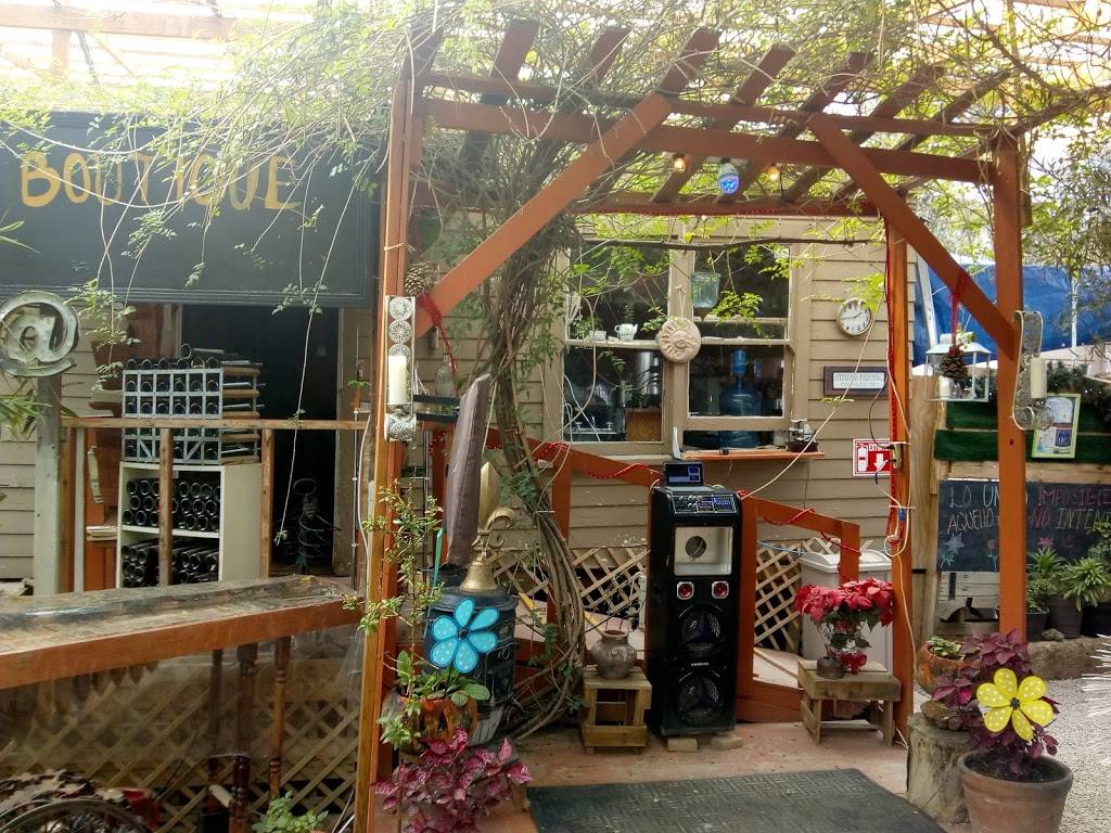 Abadia Lara | restaurant | Valentín Ruiz Pimentel 1885, Constitución (Ampl. Constitución), 22710 Rosarito, B.C., Mexico | 016615277373 OR +52 661 527 7373