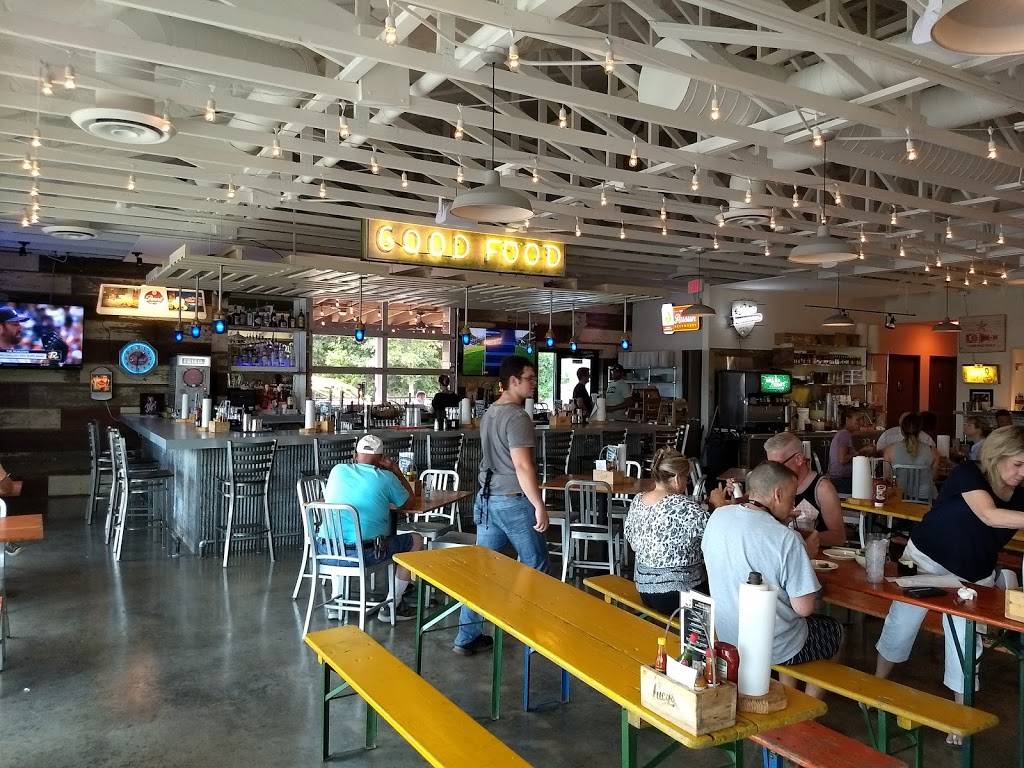 Lucys Fried Chicken | restaurant | 401 East Whitestone Boulevard, 108 A-108 A, Cedar Park, TX 78613, USA | 5124567943 OR +1 512-456-7943