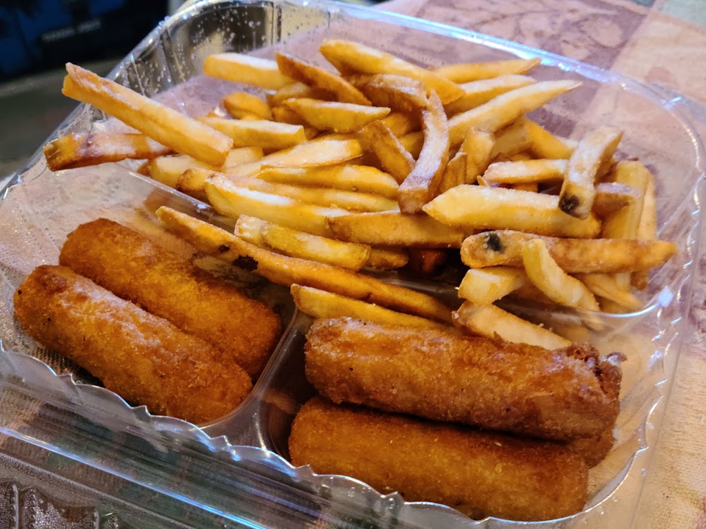 Philly cheese house | restaurant | 2131 Yew St, Forest Grove, OR 97116, USA | 5037408369 OR +1 503-740-8369