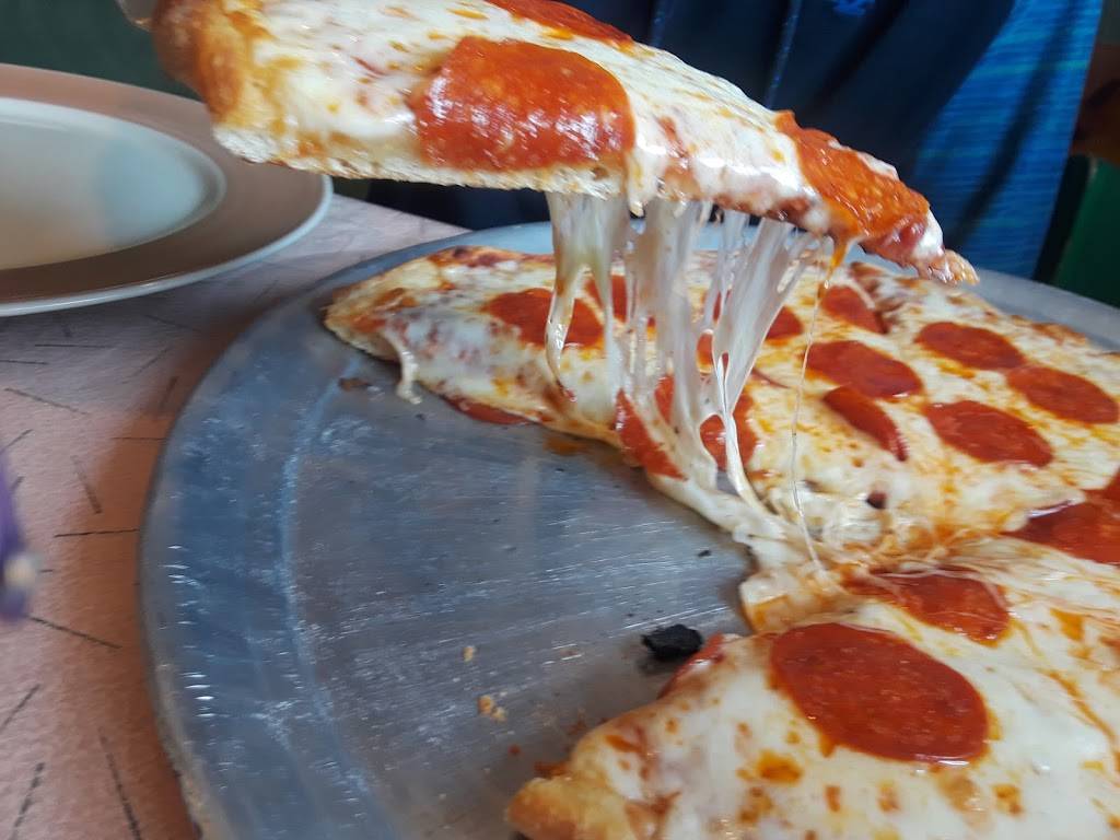 La Trattoria | Italian Eatery | restaurant | 240 Lutz Ave, Martinsburg, WV 25404, USA | 3042626925 OR +1 304-262-6925