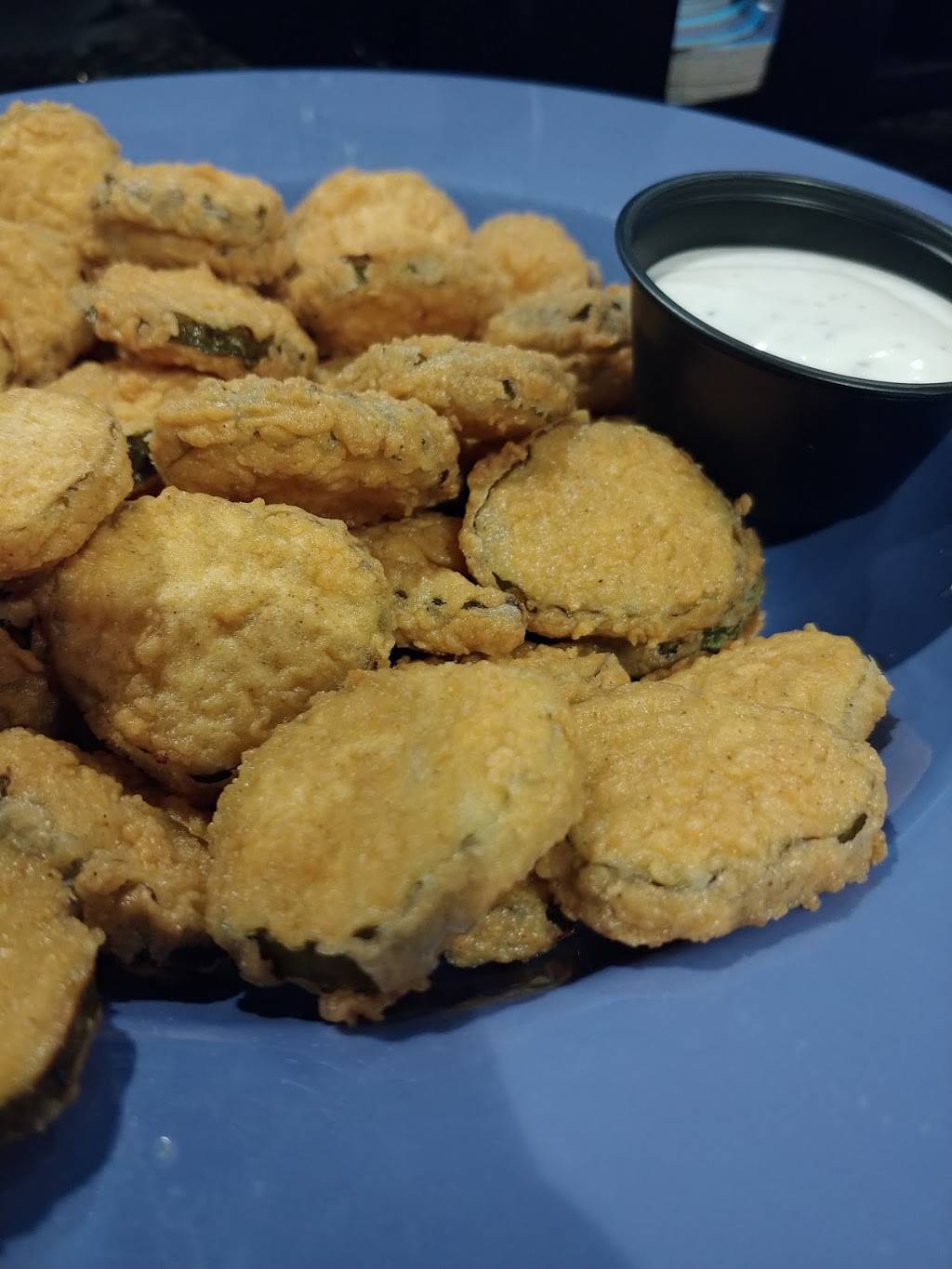 Hangar Pub and Grill Restaurant Of Greenfield | restaurant | 30 Federal St, Greenfield, MA 01301, USA | 4137739464 OR +1 413-773-9464