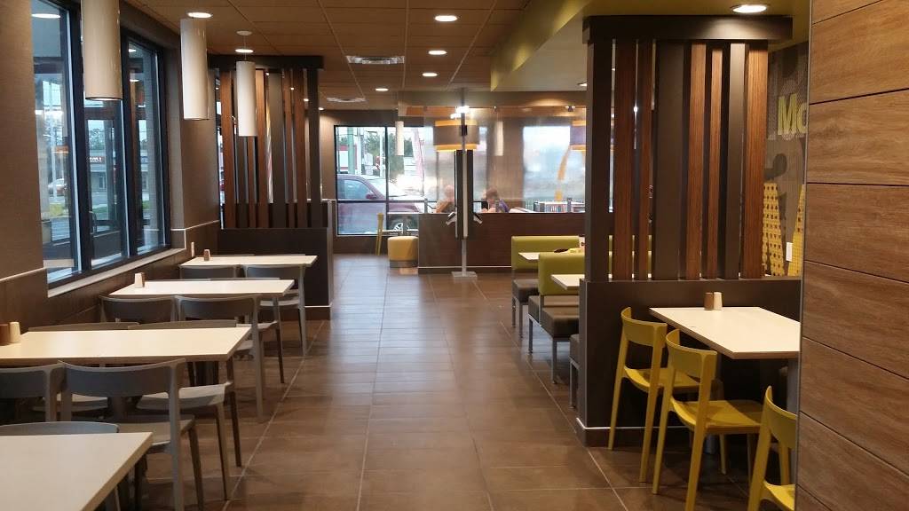 McDonalds | cafe | 8901 Frankford Ave, Philadelphia, PA 19136, USA | 2153328007 OR +1 215-332-8007