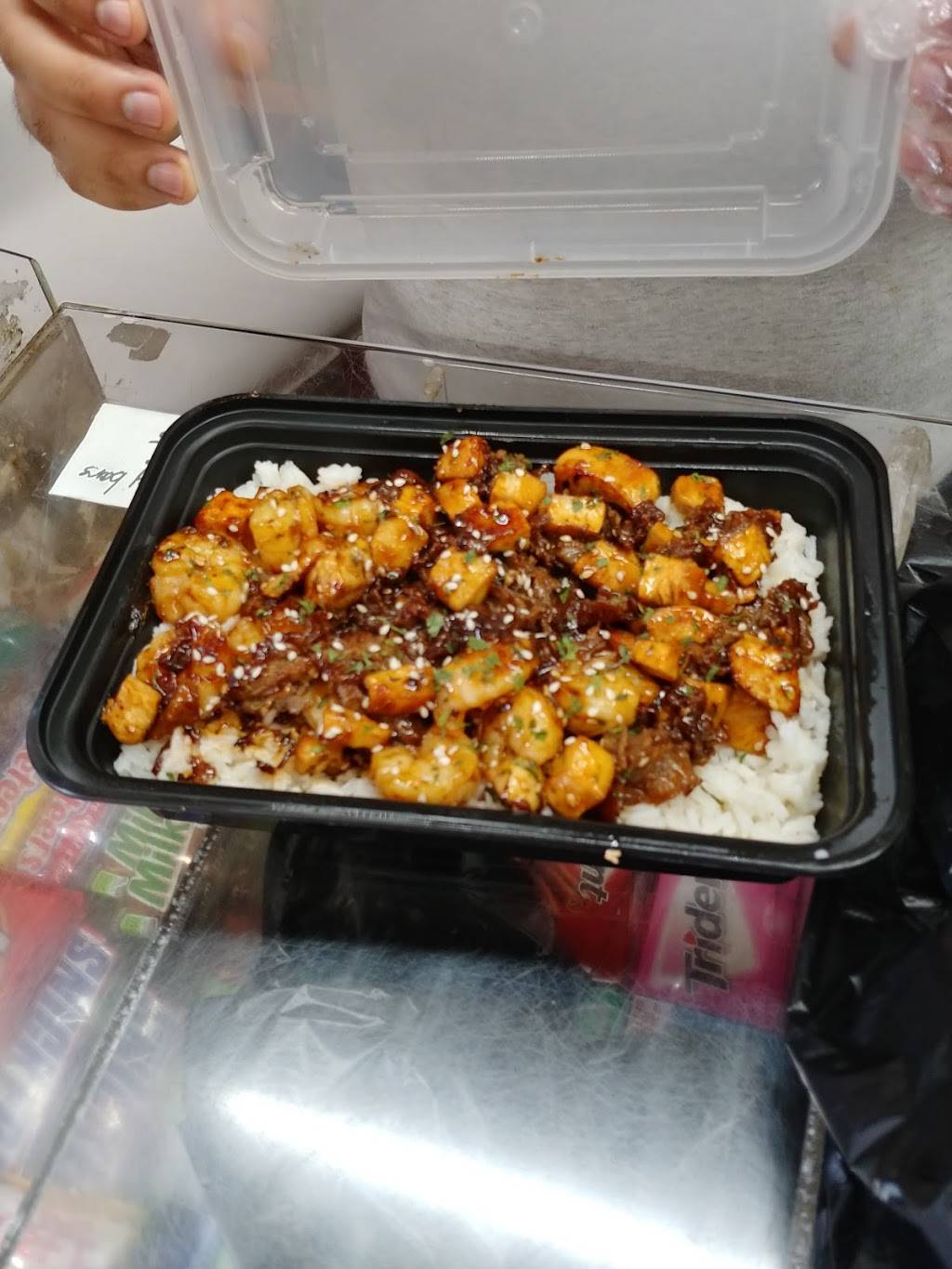 P & E Market | restaurant | 853 Prospect Ave, Westbury, NY 11590, USA | 5163340611 OR +1 516-334-0611