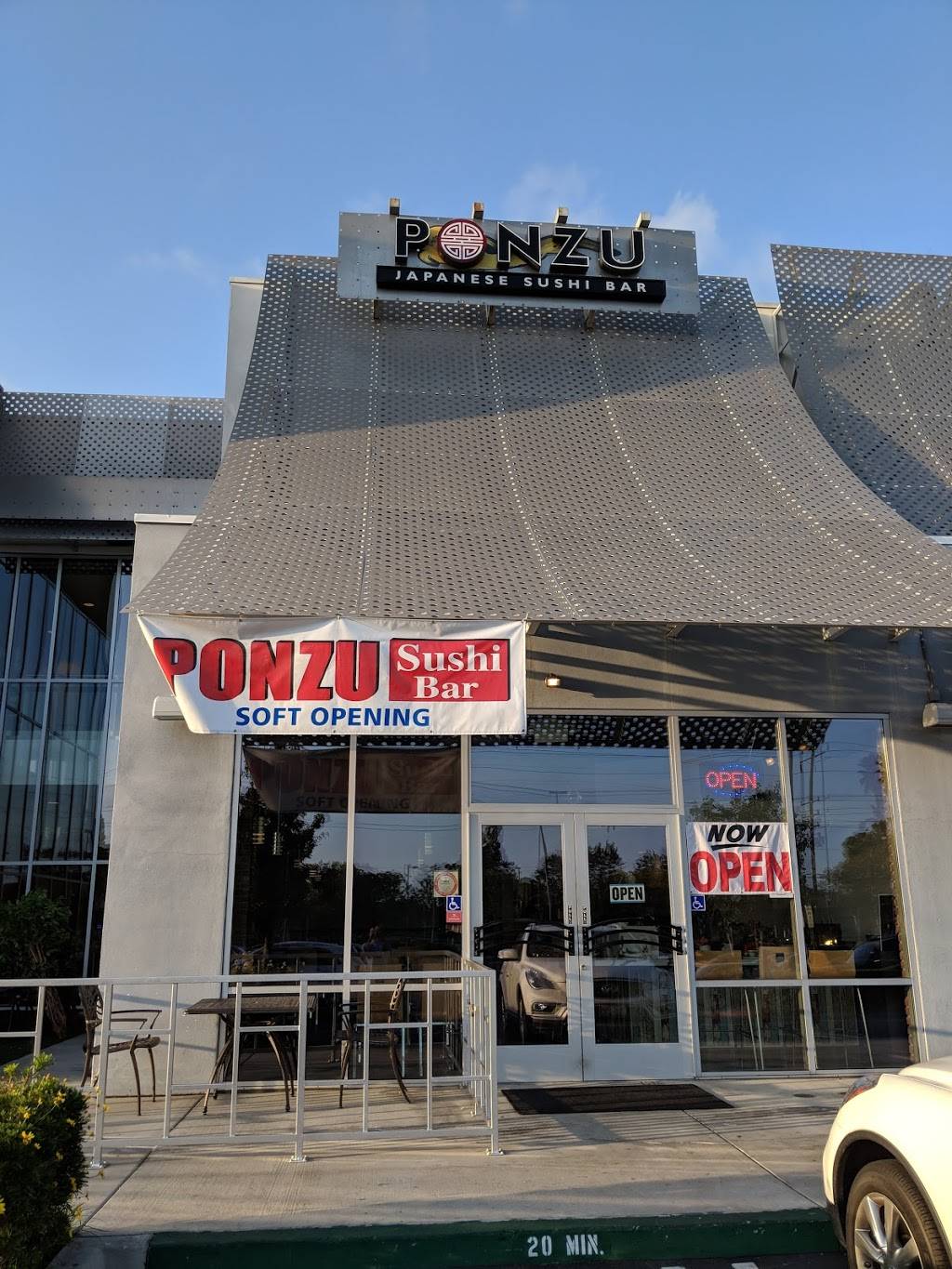 Ponzu Sushi Bar | restaurant | 1945 17th St Suite 104, Santa Ana, CA 92705, USA | 6572316668 OR +1 657-231-6668