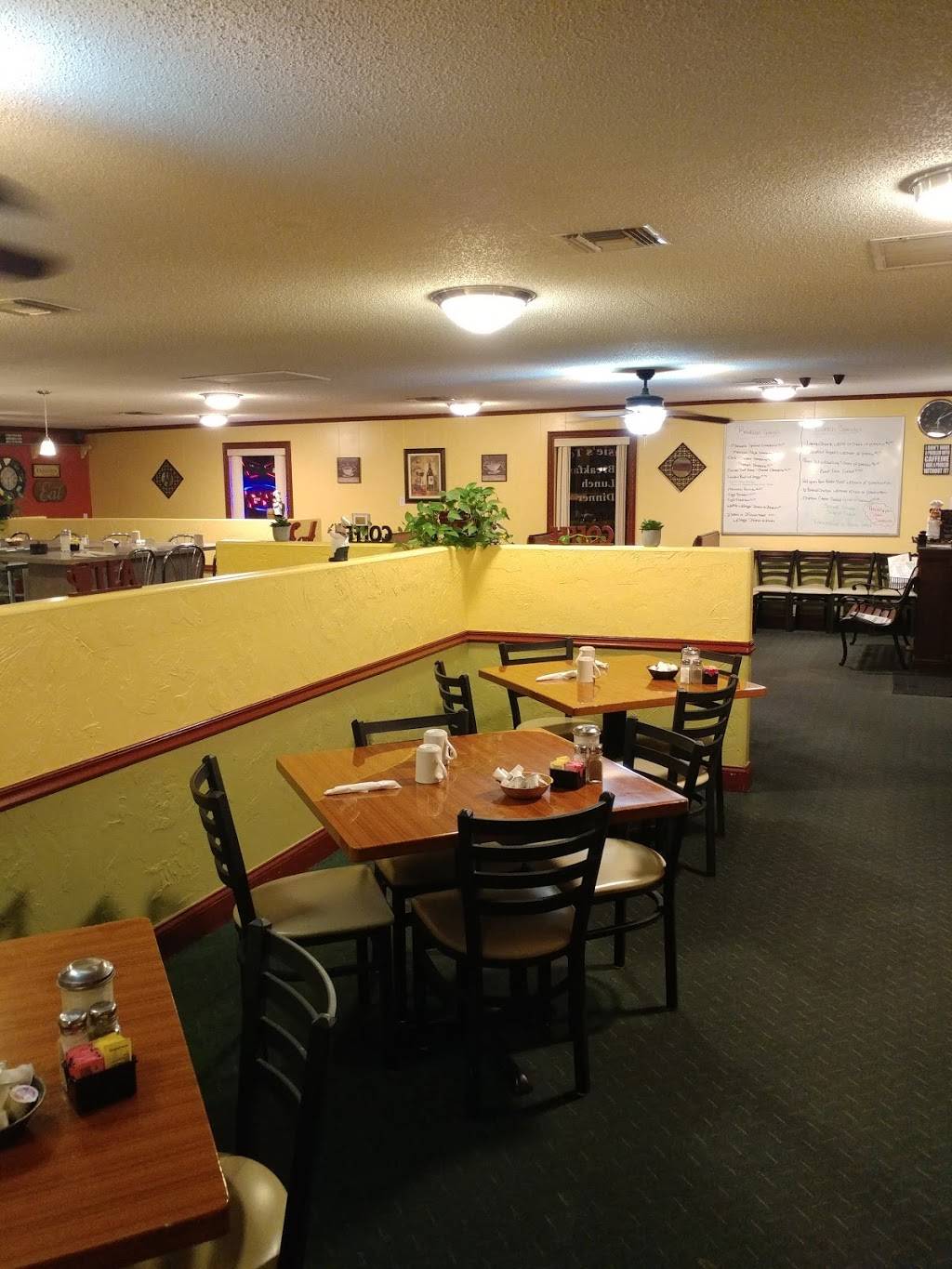 Susies Too Family | restaurant | 8010 Old County Rd 54, New Port Richey, FL 34653, USA | 7273769534 OR +1 727-376-9534