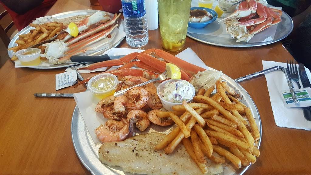 Charlie Horse Restaurant | restaurant | 810 S Atlantic Ave, Ormond Beach, FL 32176, USA | 3866724347 OR +1 386-672-4347