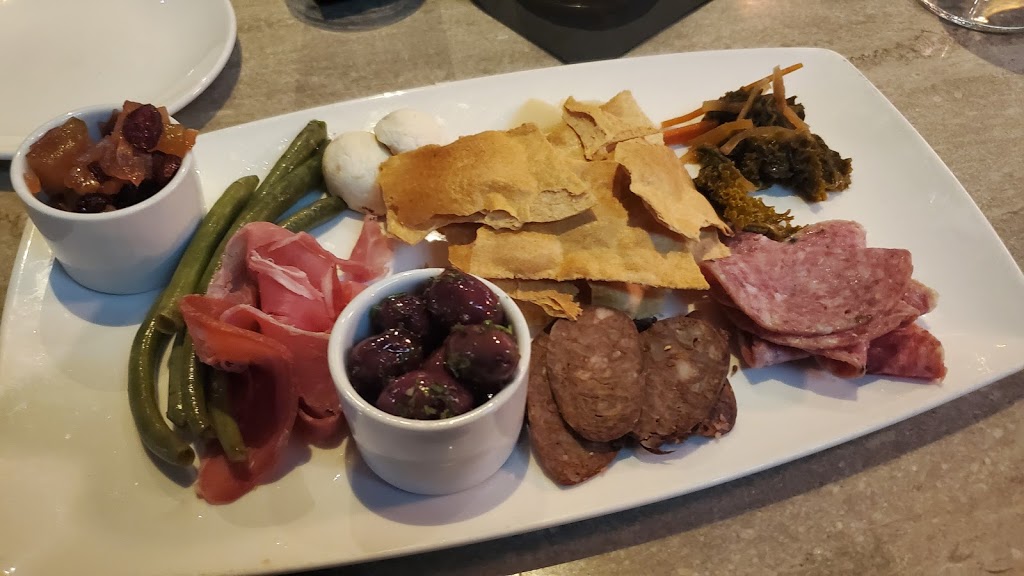 The Order Food & Drink | restaurant | 305 E Walnut St, Springfield, MO 65806, USA | 4178515299 OR +1 417-851-5299