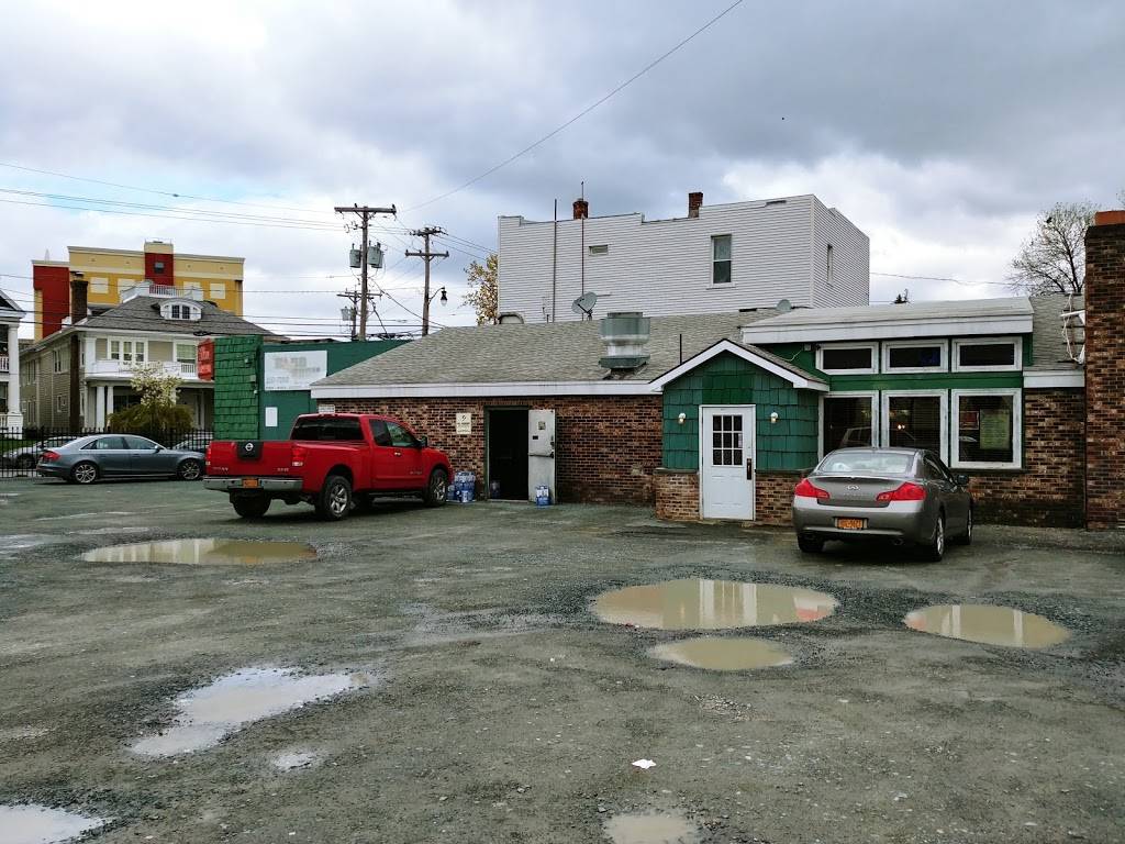 Elbo Room | restaurant | 170 Delaware Ave, Albany, NY 12209, USA | 5182577300 OR +1 518-257-7300