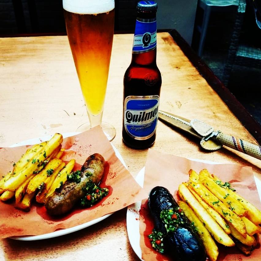 La Barrita Restobar | restaurant | 32 N Chester St, Baltimore, MD 21231, USA | 4434539716 OR +1 443-453-9716