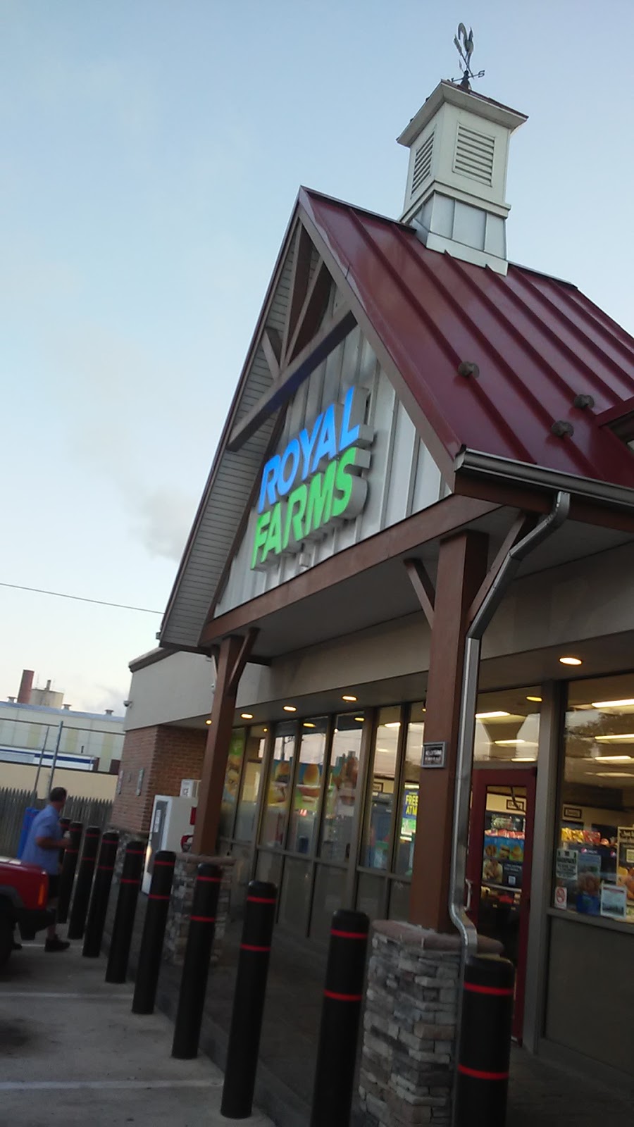 Royal Farms | meal takeaway | 405 S Juniata St, Havre De Grace, MD 21078, USA | 4109422012 OR +1 410-942-2012