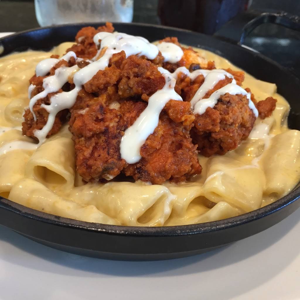 Joes 320 Cafe | restaurant | 320 Spring St, Boston, MA 02132, USA | 6174774559 OR +1 617-477-4559