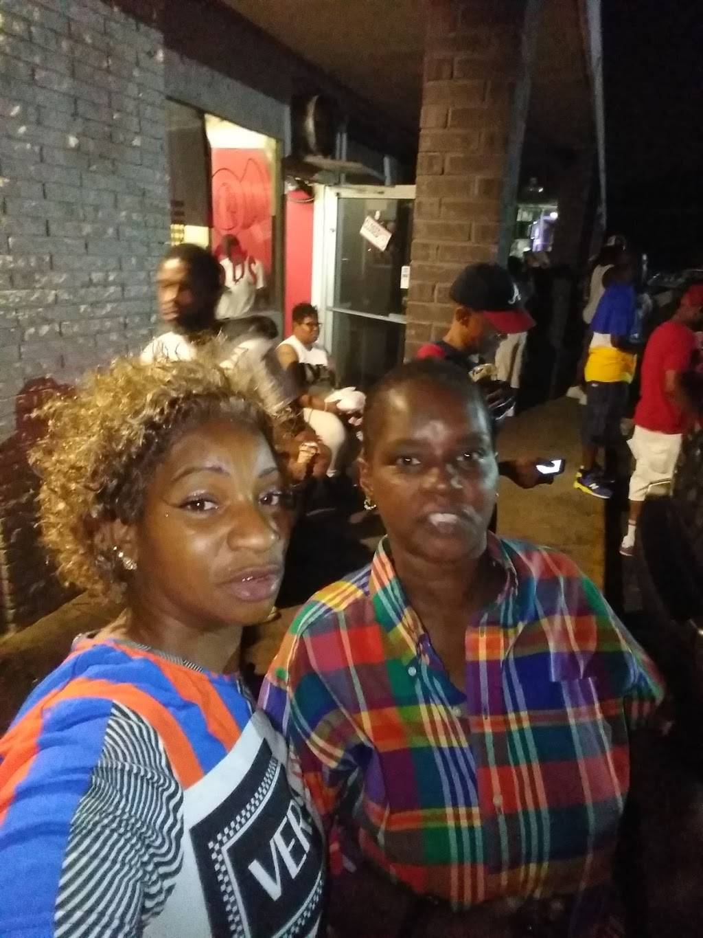 Jus Ds Wings | restaurant | 1221 Joseph E. Boone Blvd NW, Atlanta, GA 30314, USA | 4044815283 OR +1 404-481-5283