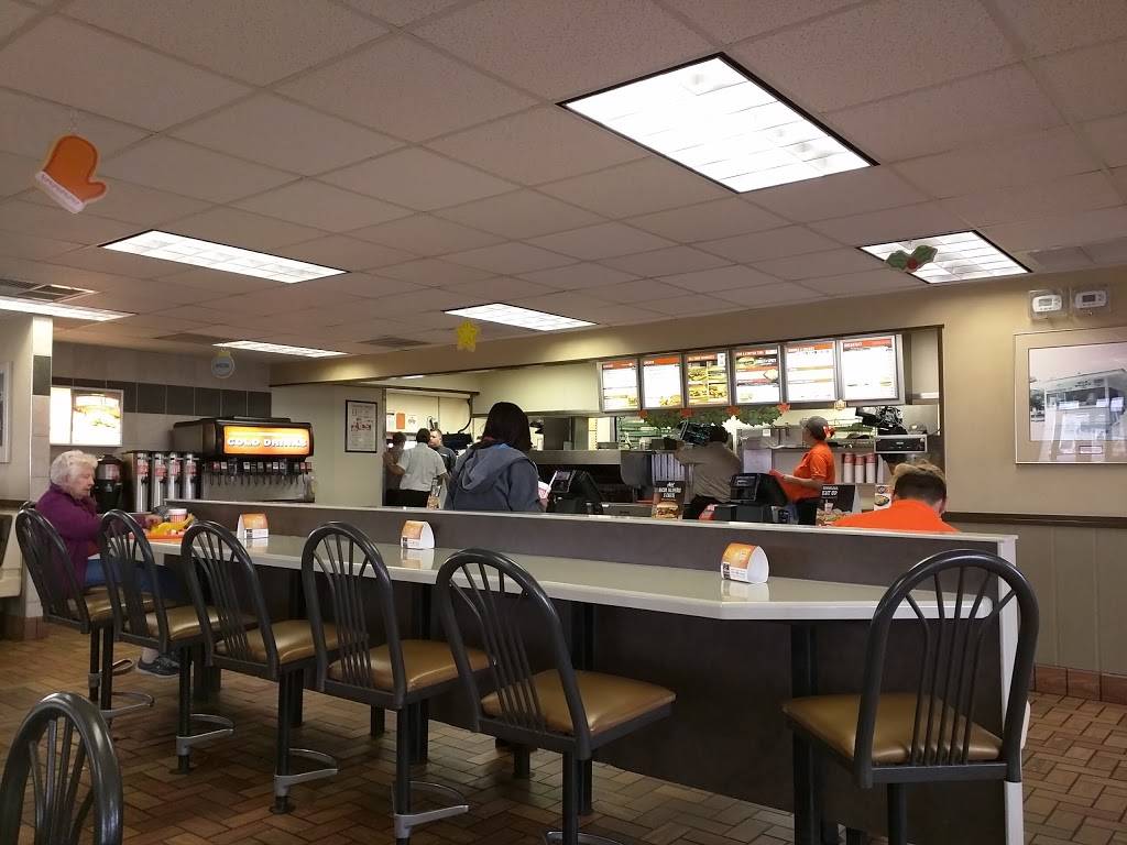 Whataburger | restaurant | 650 Sunland Park Dr, El Paso, TX 79912, USA | 9155845482 OR +1 915-584-5482