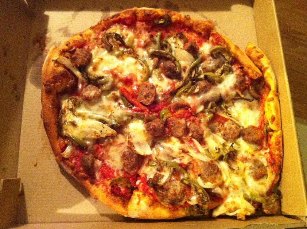 Fuel Pizza and Wings | meal delivery | 600 F St NW, Washington, DC 20004, USA | 2025473835 OR +1 202-547-3835