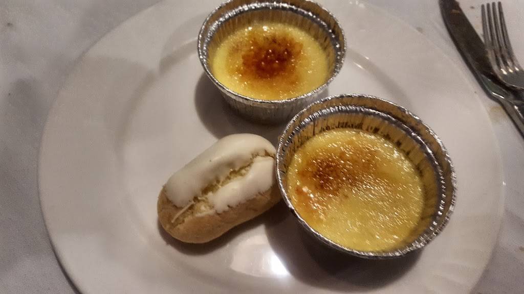 Coppolas Ristorante & Banquet Facility | restaurant | 203 Carlton St, St. Catharines, ON L2R 1S1, Canada | 9056886694 OR +1 905-688-6694