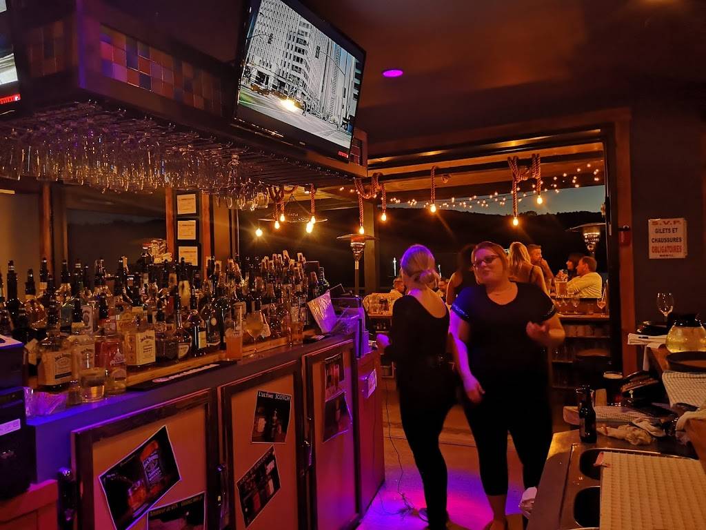 La Source | restaurant | 470 QC-263, Saint-Romain, QC G0Y 1L0, Canada | 4184862420 OR +1 418-486-2420