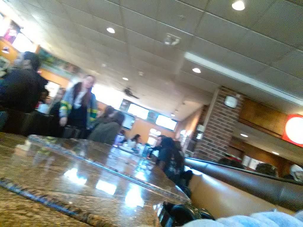 WesWings | restaurant | 156 High St, Middletown, CT 06457, USA | 8606853510 OR +1 860-685-3510