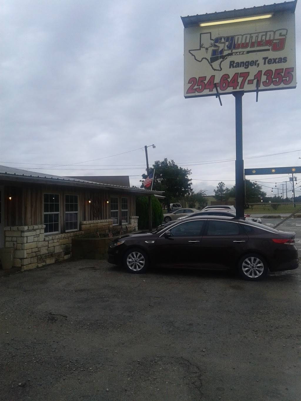 Shooters Cafe | restaurant | 1000-1098 TX-254 Loop, Ranger, TX 76470, USA | 2546471355 OR +1 254-647-1355