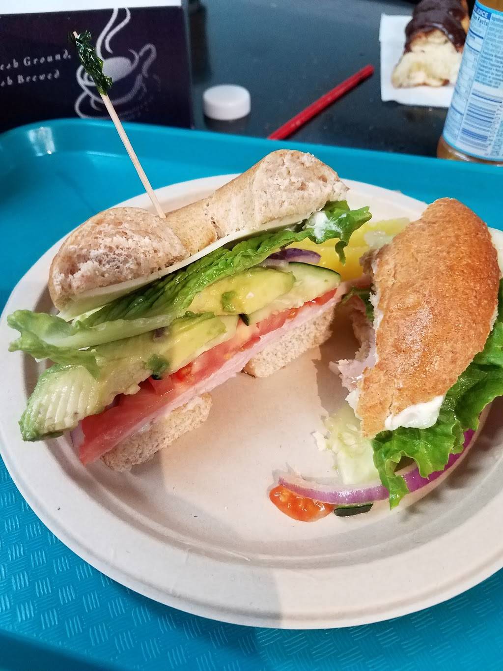 Yum Yum Donuts | bakery | 2931 G St, Merced, CA 95340, USA | 2093833212 OR +1 209-383-3212