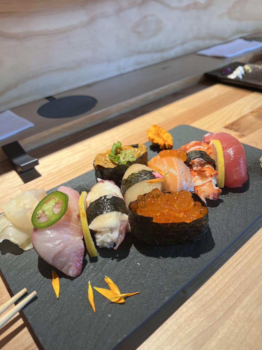 Hikari Sushi & Omakase | restaurant | 110 F St suite A, Davis, CA 95616, USA | 5305644356 OR +1 530-564-4356