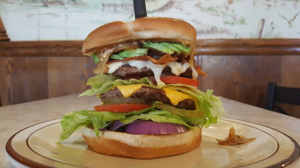 Mr Ts Family Restaurant | restaurant | 4307 Main St, Riverside, CA 92501, USA | 9517818707 OR +1 951-781-8707