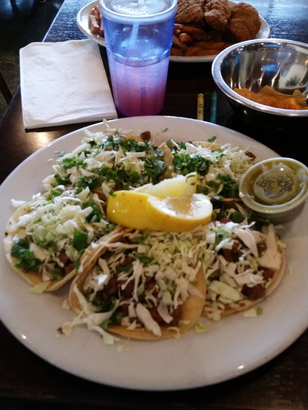 Casa Corona | restaurant | 7044 N Cedar Ave, Fresno, CA 93720, USA | 5593237409 OR +1 559-323-7409