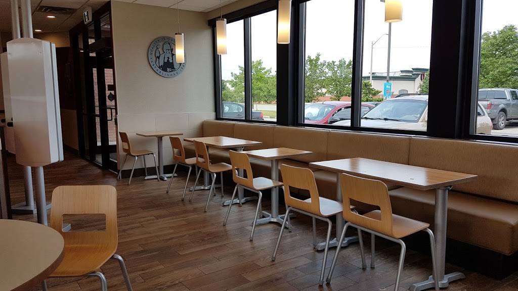 Wendys | restaurant | 4500 King St E, Kitchener, ON N2P 2G4, Canada | 5196500163 OR +1 519-650-0163