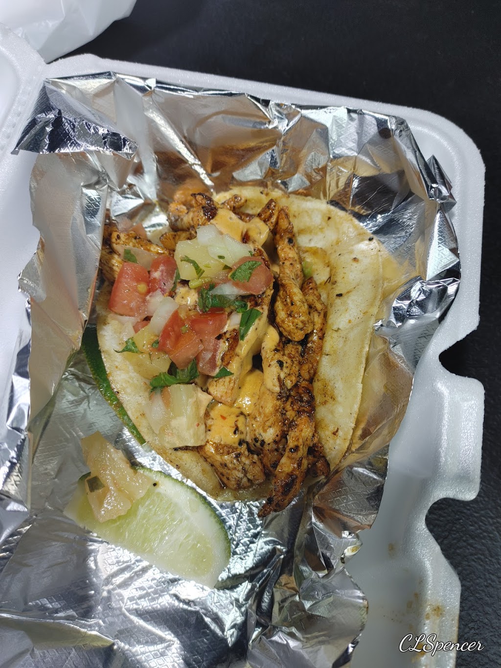 Los Chapos Tacos | restaurant | 951 E 7th Ave, Tampa, FL 33605, USA | 8132278999 OR +1 813-227-8999