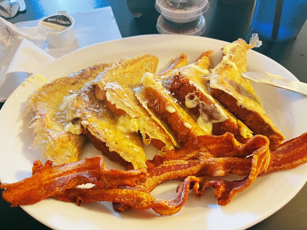 Brendas Cafe | restaurant | 3555 US-62, Mountain Home, AR 72653, USA | 8704925955 OR +1 870-492-5955