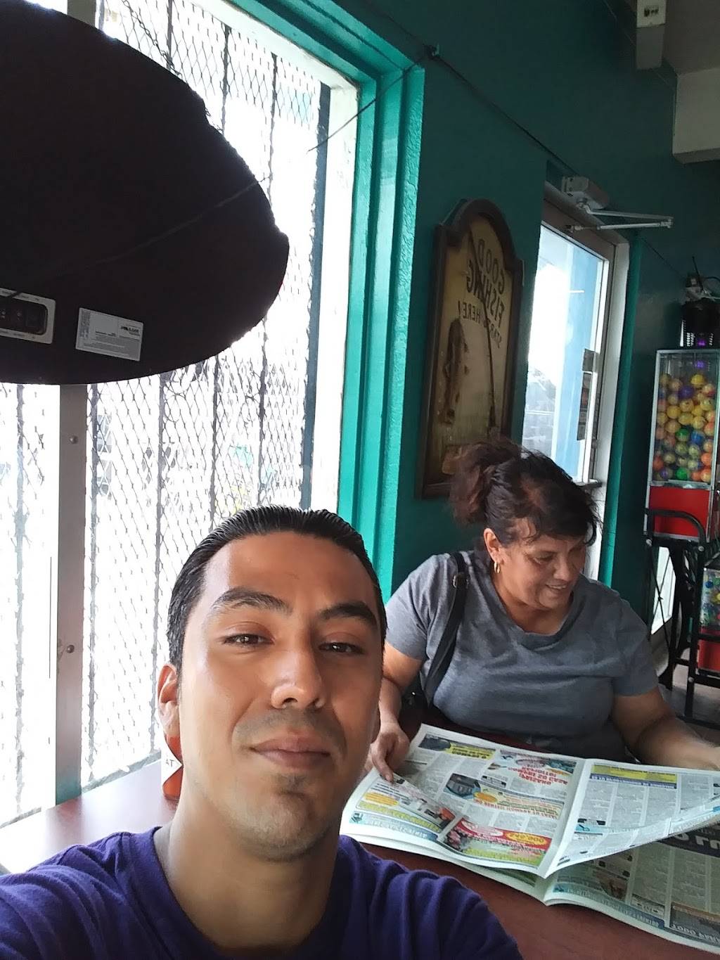 La Isla | restaurant | 764 Old Hwy 90 W, San Antonio, TX 78237, USA | 2104380405 OR +1 210-438-0405