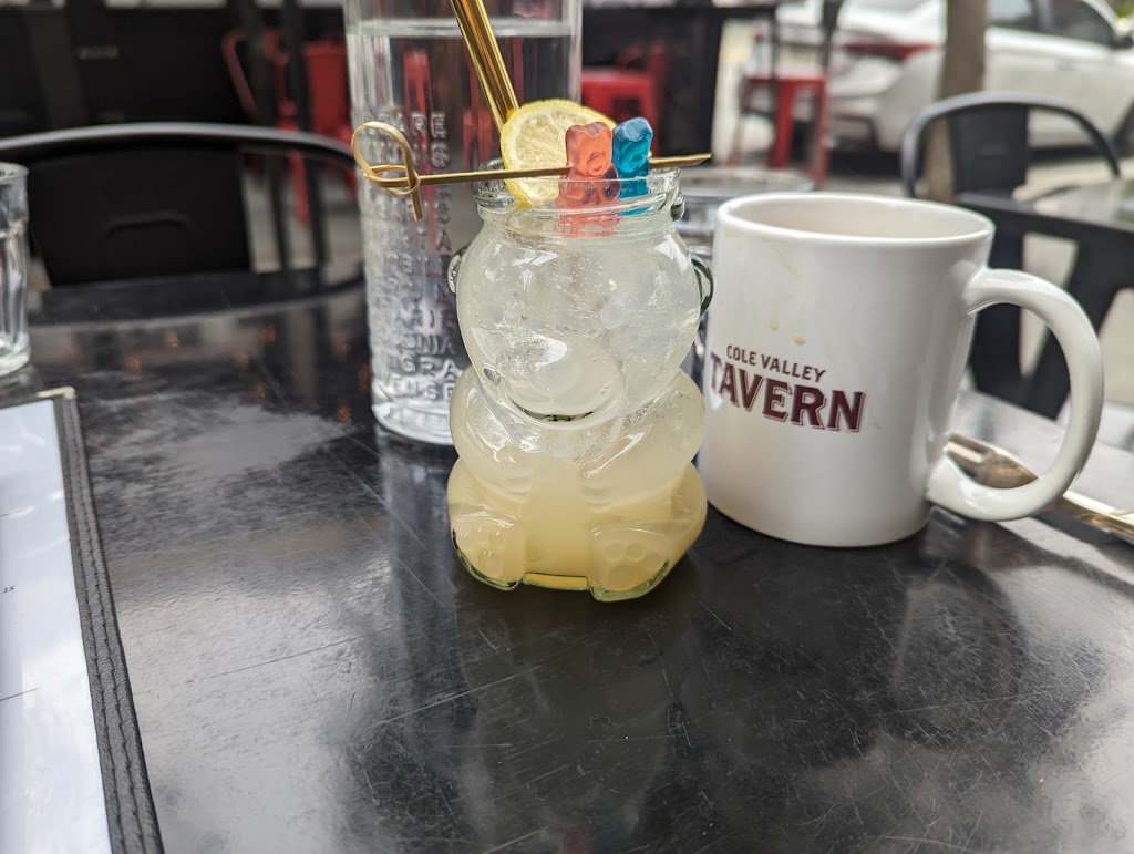 Cole Valley Tavern | restaurant | 900 Cole St, San Francisco, CA 94117, USA | 4156817678 OR +1 415-681-7678