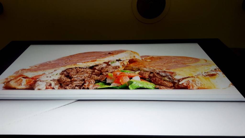 Blazen Burrito | restaurant | 5111 Rogers Ave Fc1, Fort Smith, AR 72903, USA | 4794342129 OR +1 479-434-2129