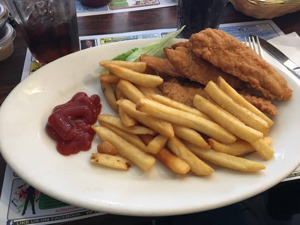 White House Restaurant | restaurant | 4 W Camden Ave, Moorestown, NJ 08057, USA | 8562354825 OR +1 856-235-4825