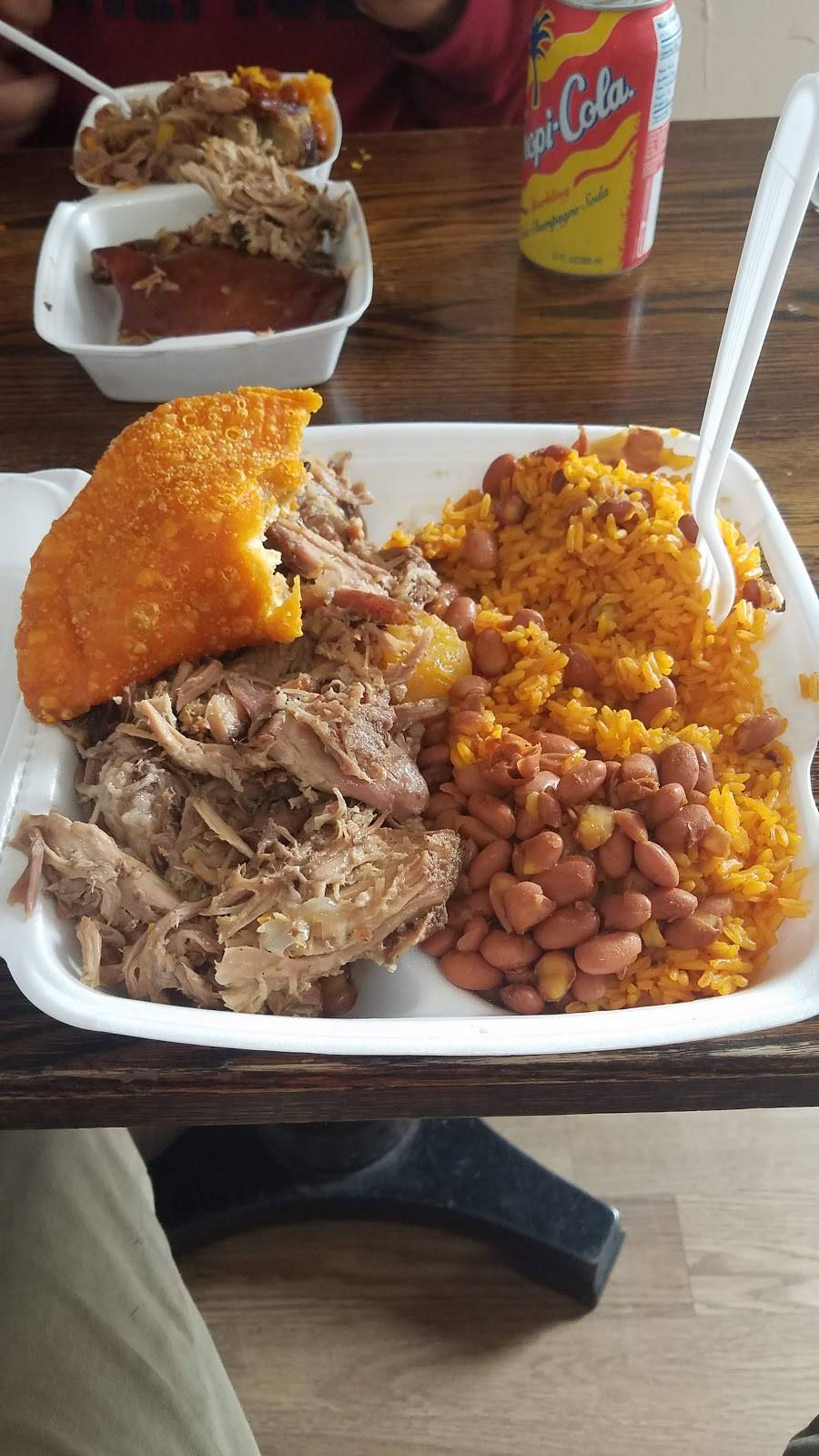 La Olla Criolla | restaurant | 1584 E Main St, Rochester, NY 14609, USA | 5852704757 OR +1 585-270-4757