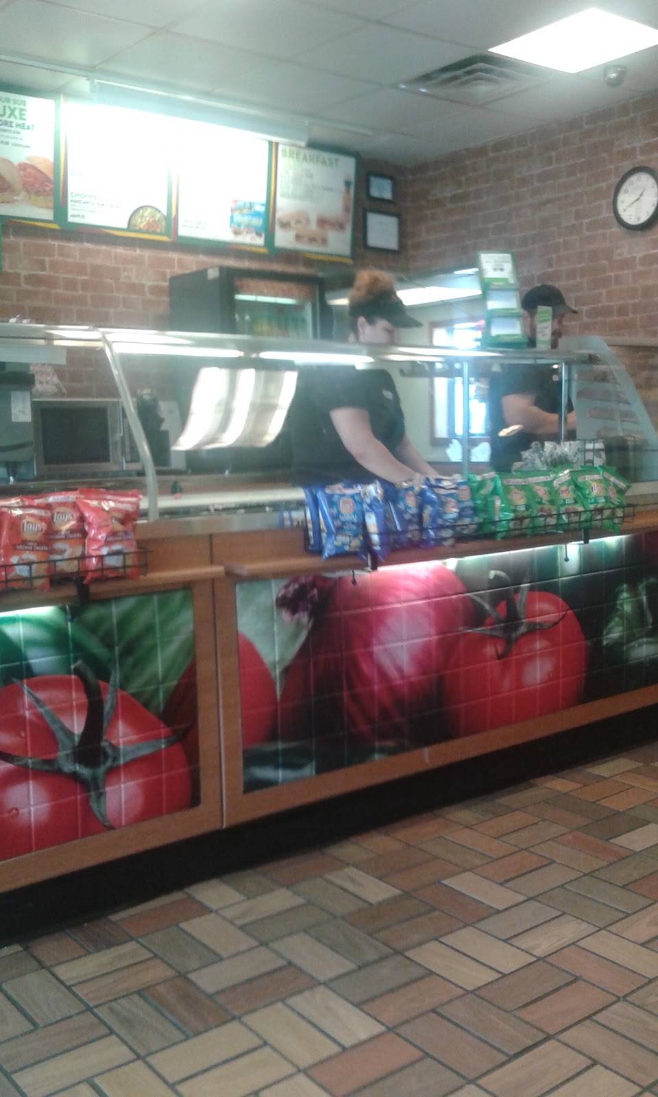 Subway | restaurant | 1414 E Jackson, Macomb, IL 61455, USA | 3098335860 OR +1 309-833-5860