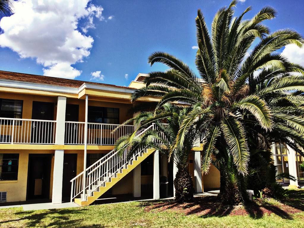 Realities Sports Bar & Grill | restaurant | 510 Lane Ave S, Jacksonville, FL 32254, USA | 9045273889 OR +1 904-527-3889