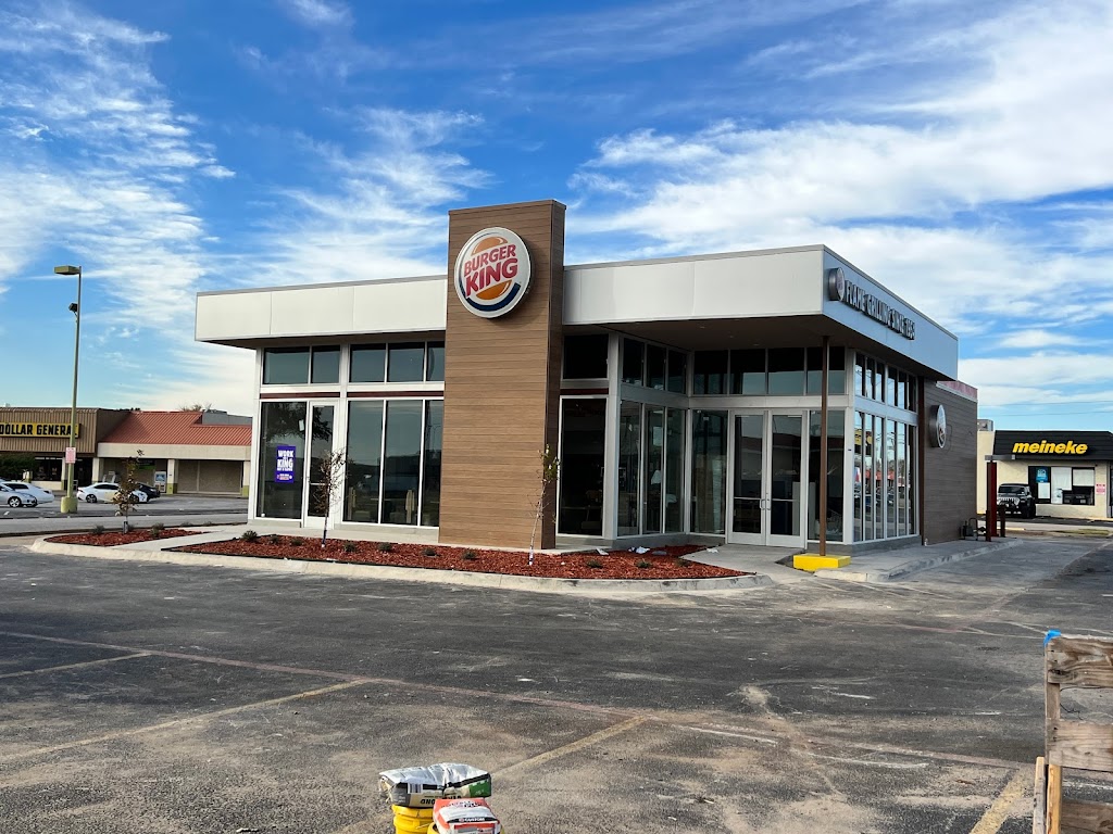 Burger King | restaurant | 5621 Broadway Blvd, Garland, TX 75043, USA | 4698256110 OR +1 469-825-6110