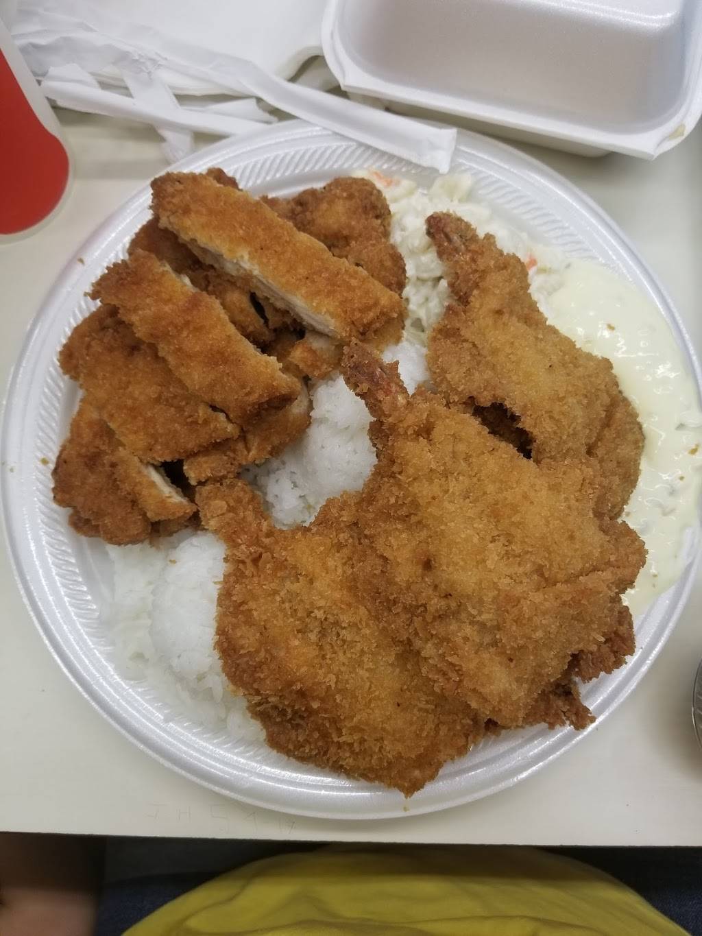 Stadium Giant Malts & Bar-B-Que | restaurant | 4510 Salt Lake Blvd, Honolulu, HI 96818, USA | 8084876600 OR +1 808-487-6600