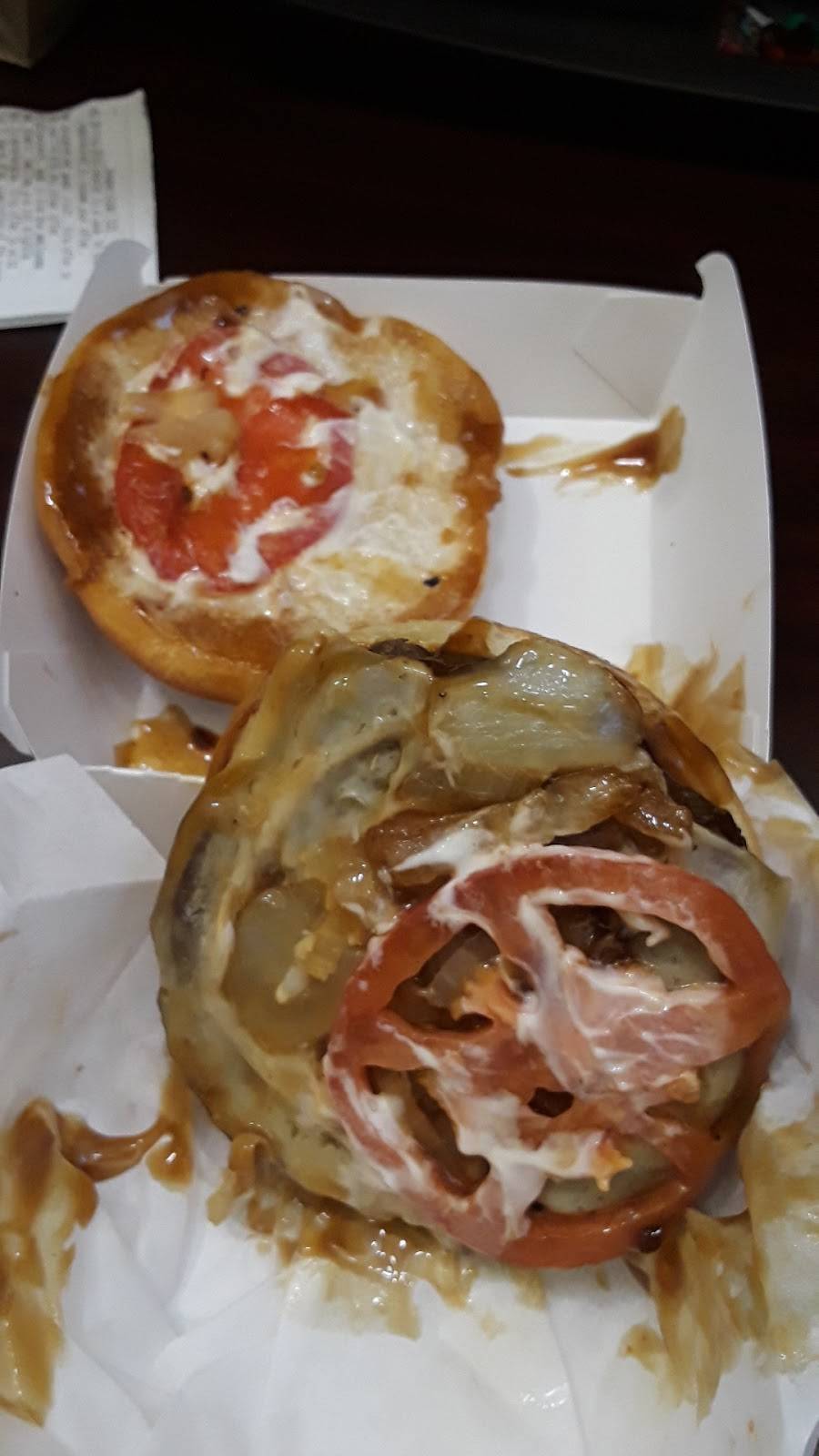 Jack in the Box | restaurant | 502 N New Braunfels Ave, San Antonio, TX 78202, USA | 2102266875 OR +1 210-226-6875