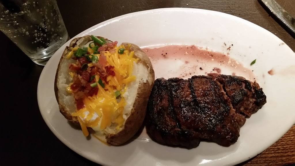 On The Border Mexican Grill & Cantina | restaurant | 298 E Via Rancho Pkwy, Escondido, CA 92025, USA | 7602339777 OR +1 760-233-9777