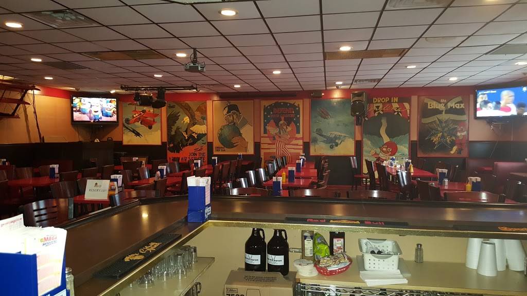 Red Baron | restaurant | 2495 Center Rd, Burton, MI 48519, USA | 8107441310 OR +1 810-744-1310
