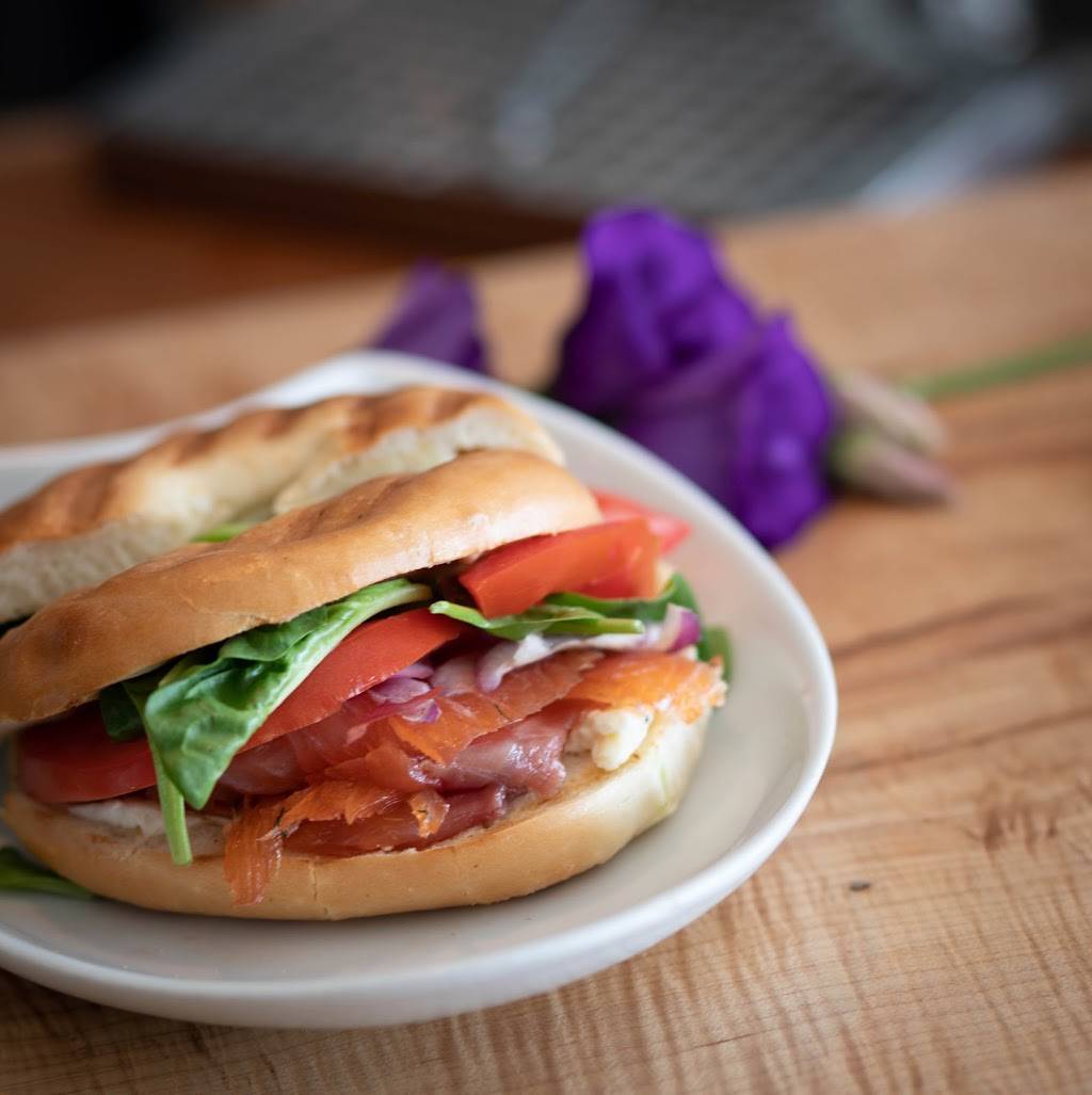 Swine and Vine | restaurant | 295 Lancaster St W, Kitchener, ON N2H 6H6, Canada | 2264764418 OR +1 226-476-4418