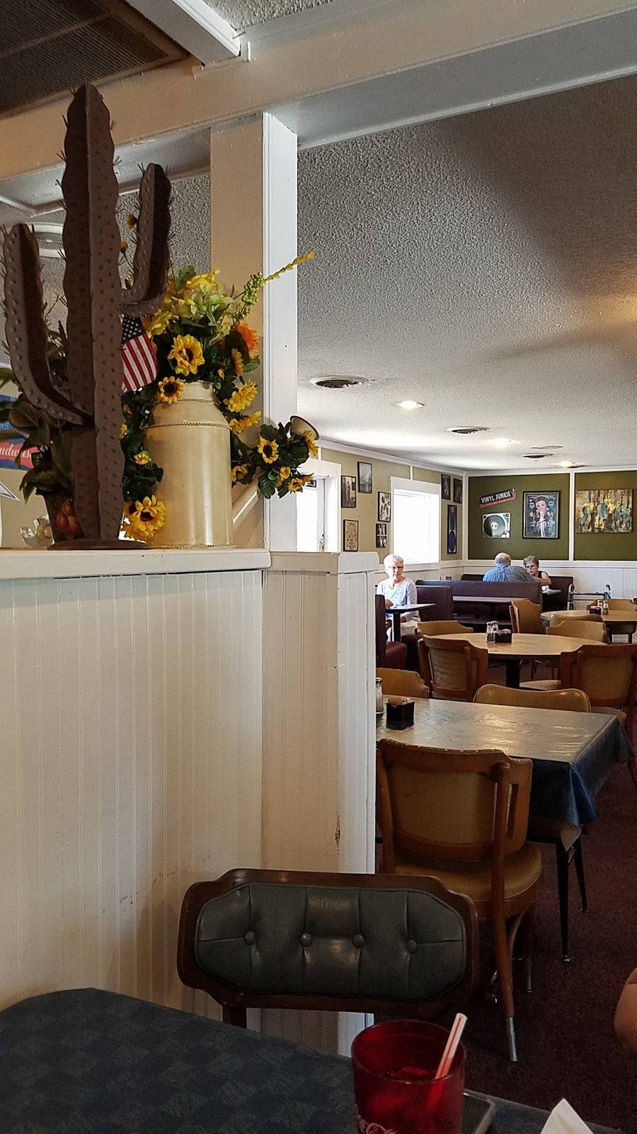 Frontier Steak House | restaurant | 9338 State Ave, Kansas City, KS 66112, USA | 9137889159 OR +1 913-788-9159