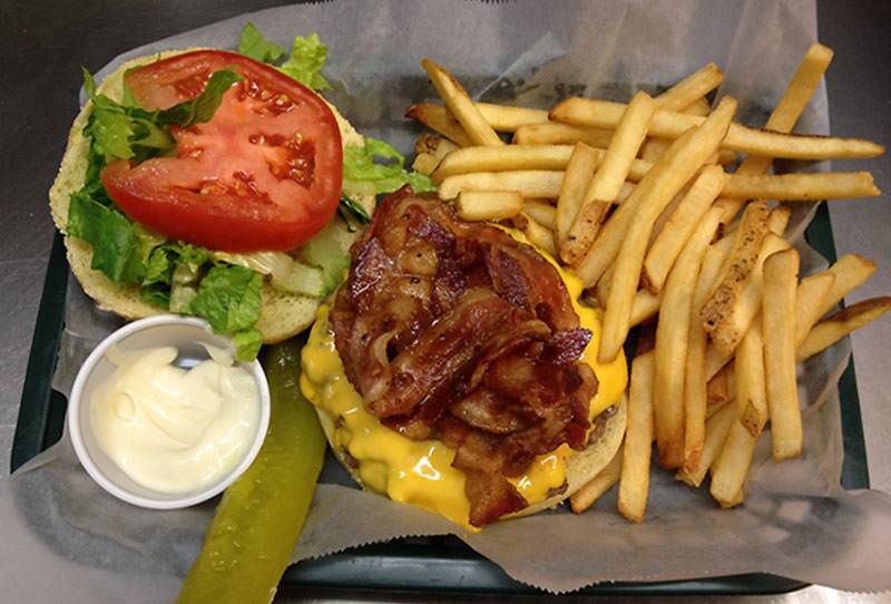 Hickory Notch Grill | restaurant | 2031 Broadstreet Rd, Maidens, VA 23102, USA | 8045562742 OR +1 804-556-2742