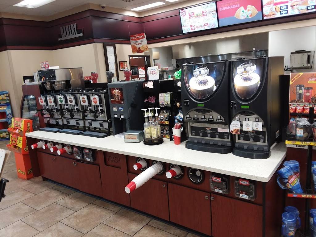 Caseys | meal takeaway | 1002 Mineral Wells Ave, Paris, TN 38242, USA | 7316424570 OR +1 731-642-4570