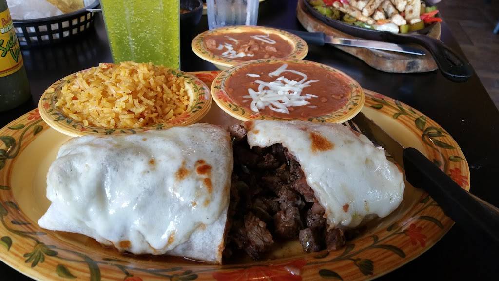 Rubens Mexican Grill | restaurant | 3364 Sheffield Ave, Dyer, IN 46311, USA | 2198659800 OR +1 219-865-9800