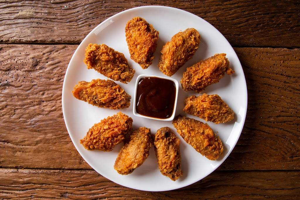 London Fried Chicken | restaurant | 2916 Lake Shore Blvd W, Etobicoke, ON M8V 1J4, Canada | 6476060663 OR +1 647-606-0663